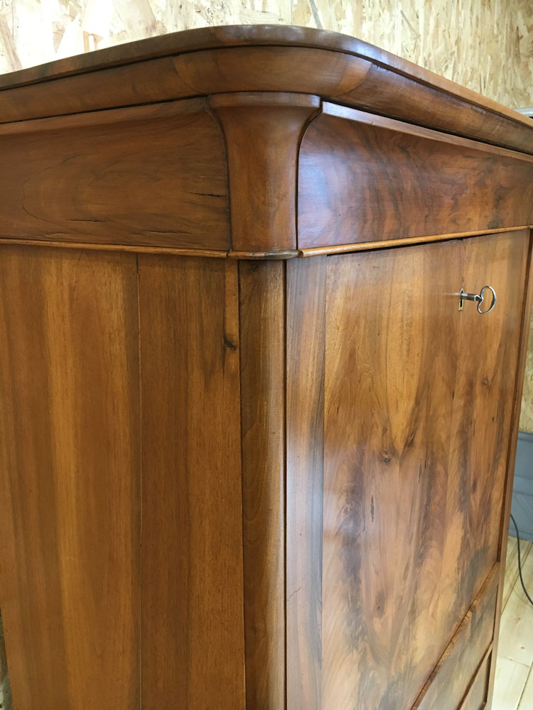 restauration secretaire ronce noyer maine et loire