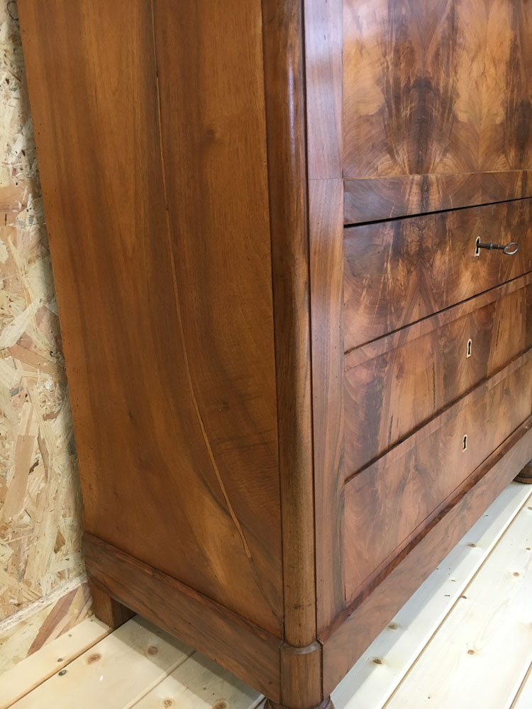 restauration secretaire ronce noyer maine et loire
