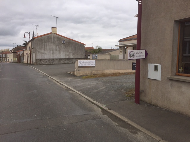 Ebeniste entre Angers et Cholet