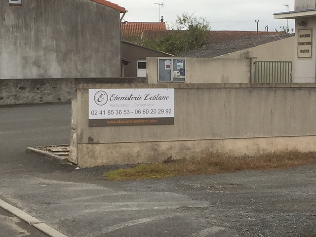 Ebeniste entre Angers et Cholet