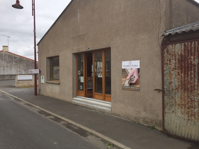 Ebeniste entre Angers et Cholet